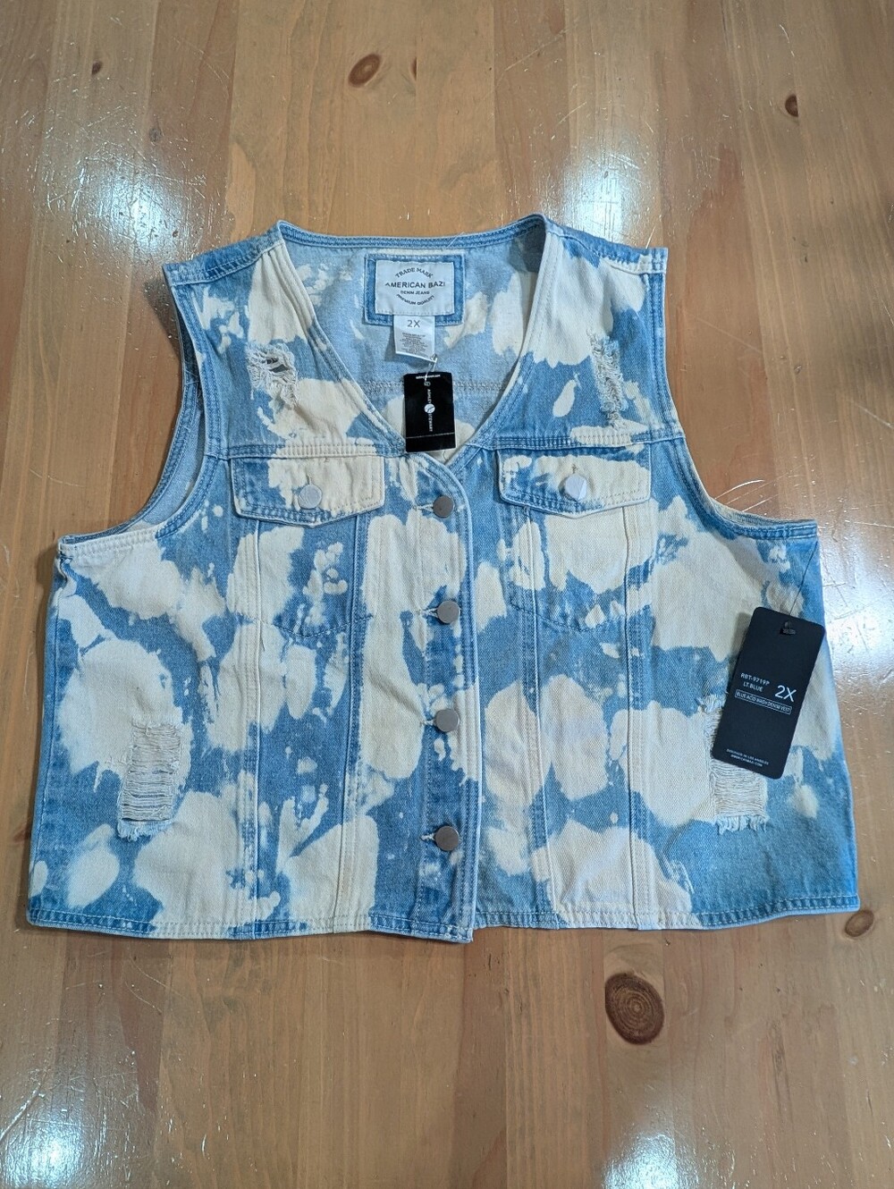 Women's American Bazi Distressed Denim Bleach Spash Vest Sz 1X Simply Beautiful